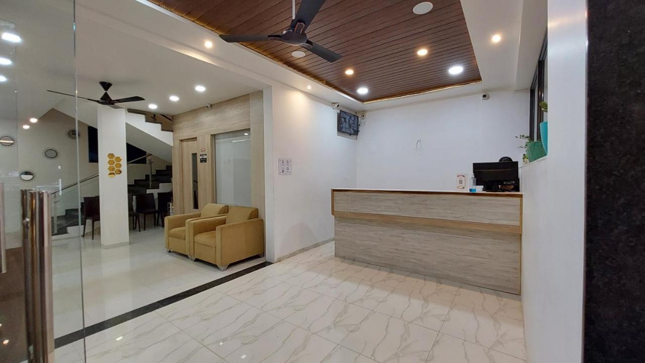 Onella Regency 호텔 판치가니 외부 사진