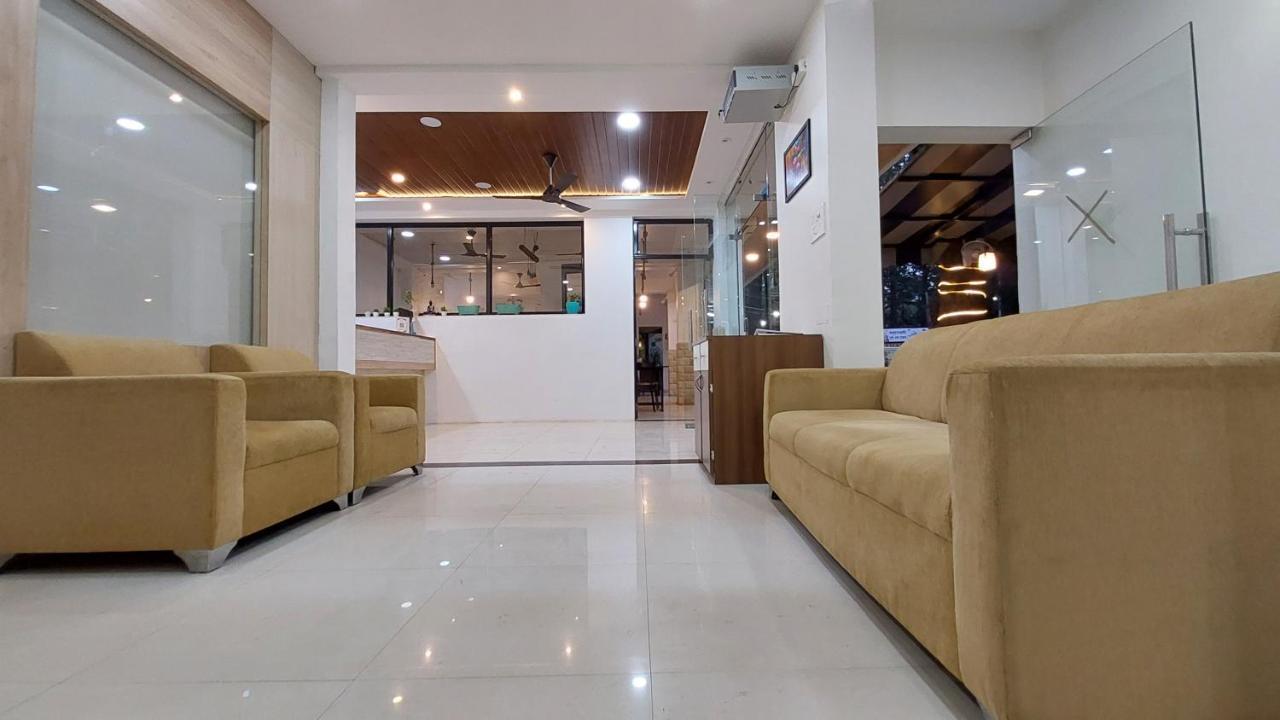 Onella Regency 호텔 판치가니 외부 사진
